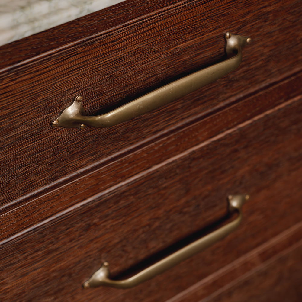 Oldbury slät Bronze Cabinet Handtag — Silicon bronze. Design by Triptych Furniture.