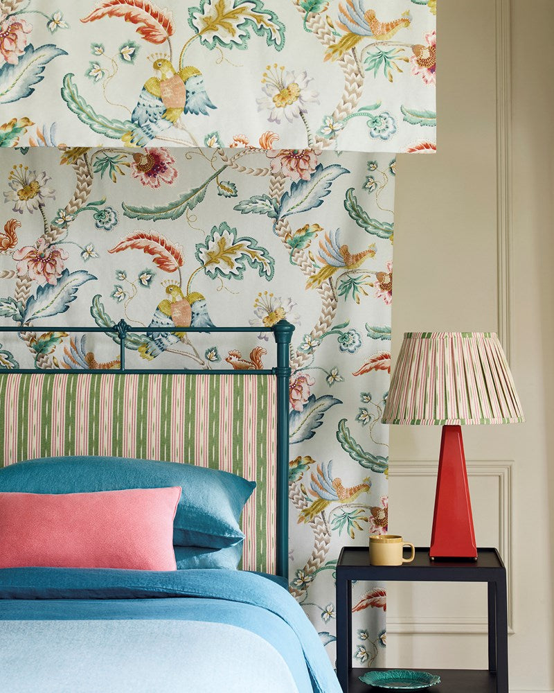 Oxley Stripe miljöbild — Jane Churchill tyg