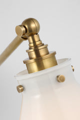 Parkington Single Library Vägglampa — Chapman & Myers for Visual Comfort & Co. detaljbild