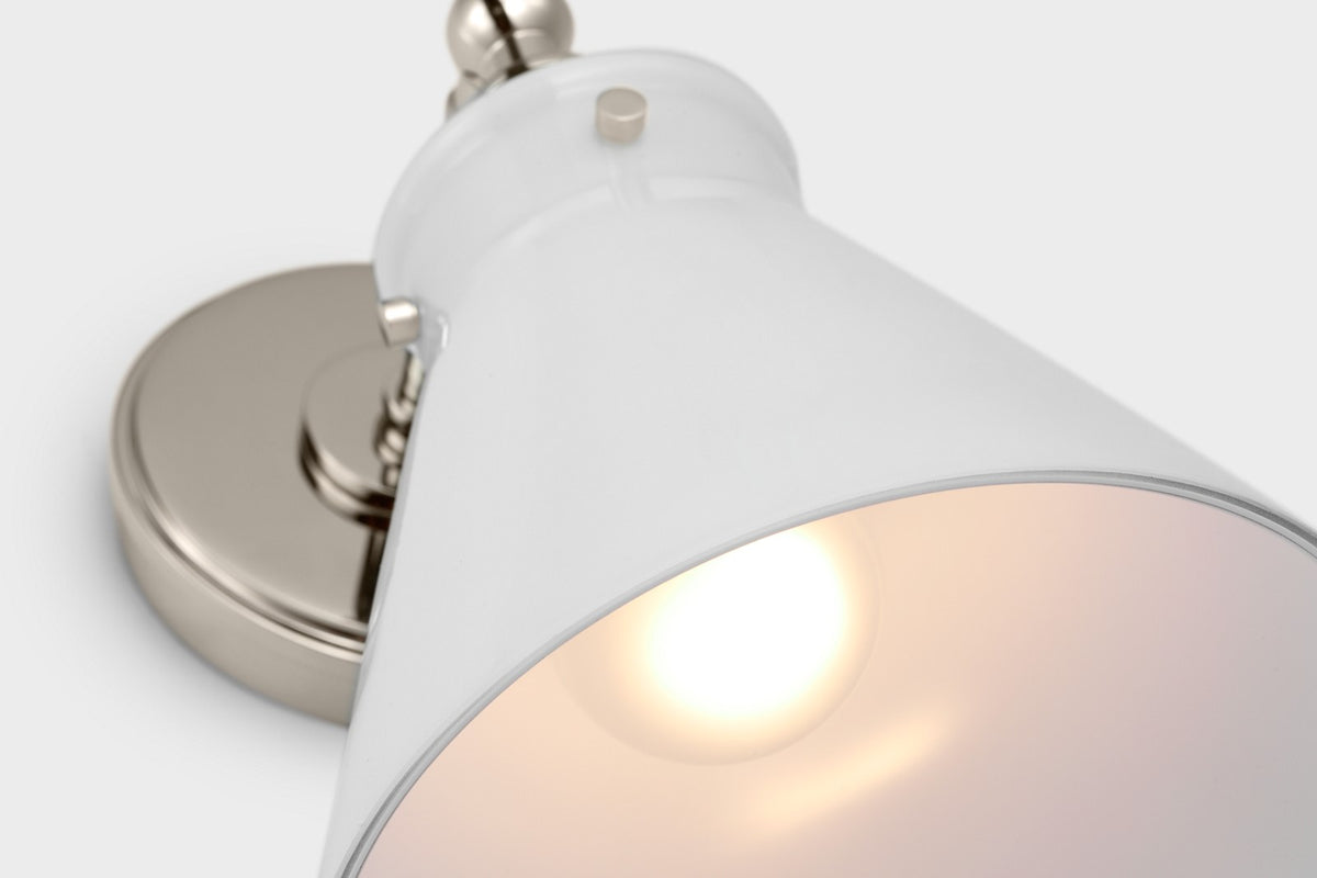 Parkington Small Single Vägglampa — Chapman & Myers for Visual Comfort & Co. detaljbild