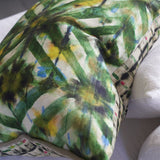 Parquet Batik Tyg — Designers Guild i miljö