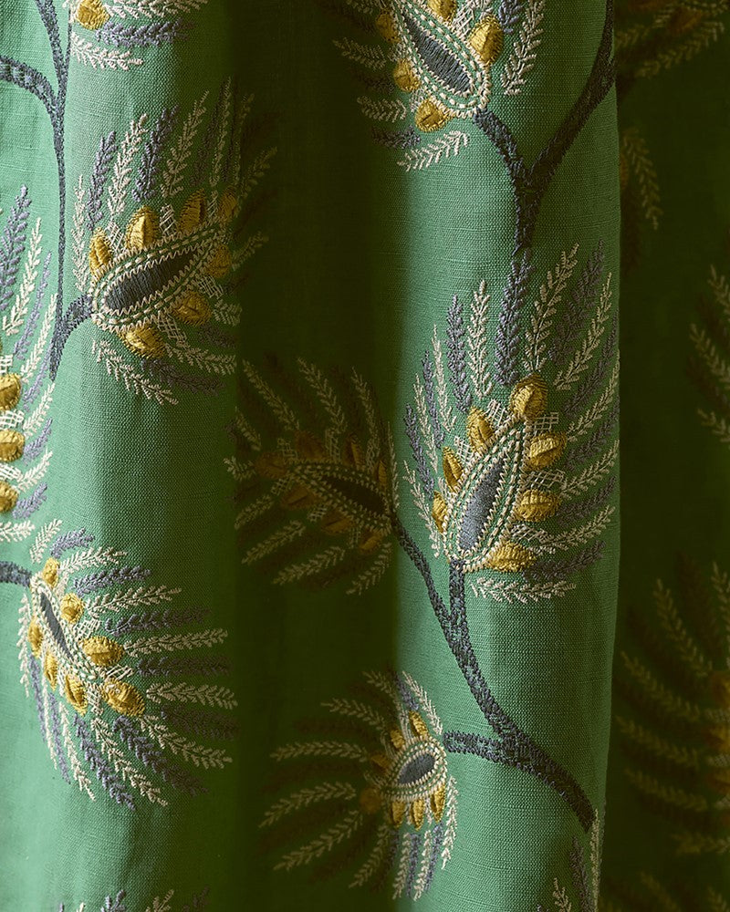 Peacock Leaf miljöbild — Jane Churchill tyg