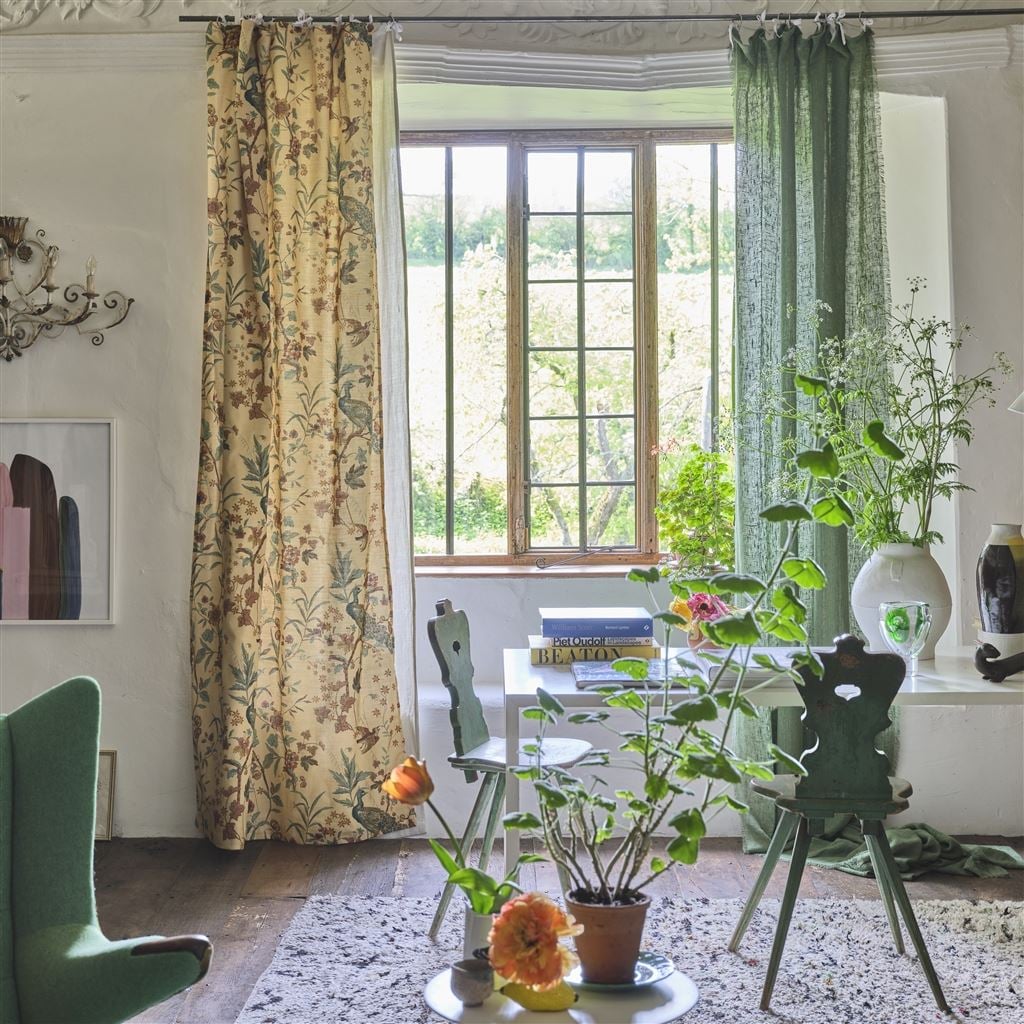 Peacock Toile Tyg — Designers Guild i miljö