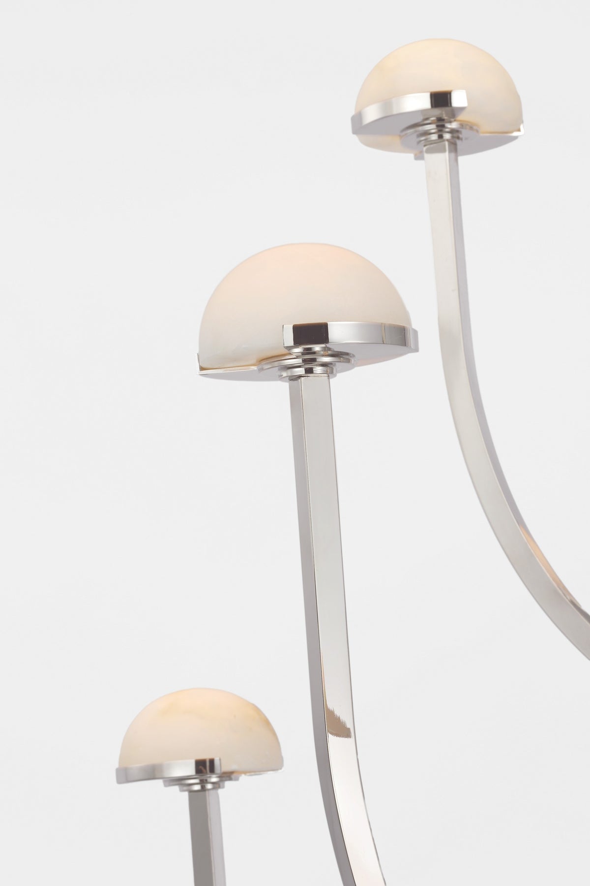 Pedra X-Large Three-Tier Takkrona — Kelly Wearstler for Visual Comfort & Co. detaljbild