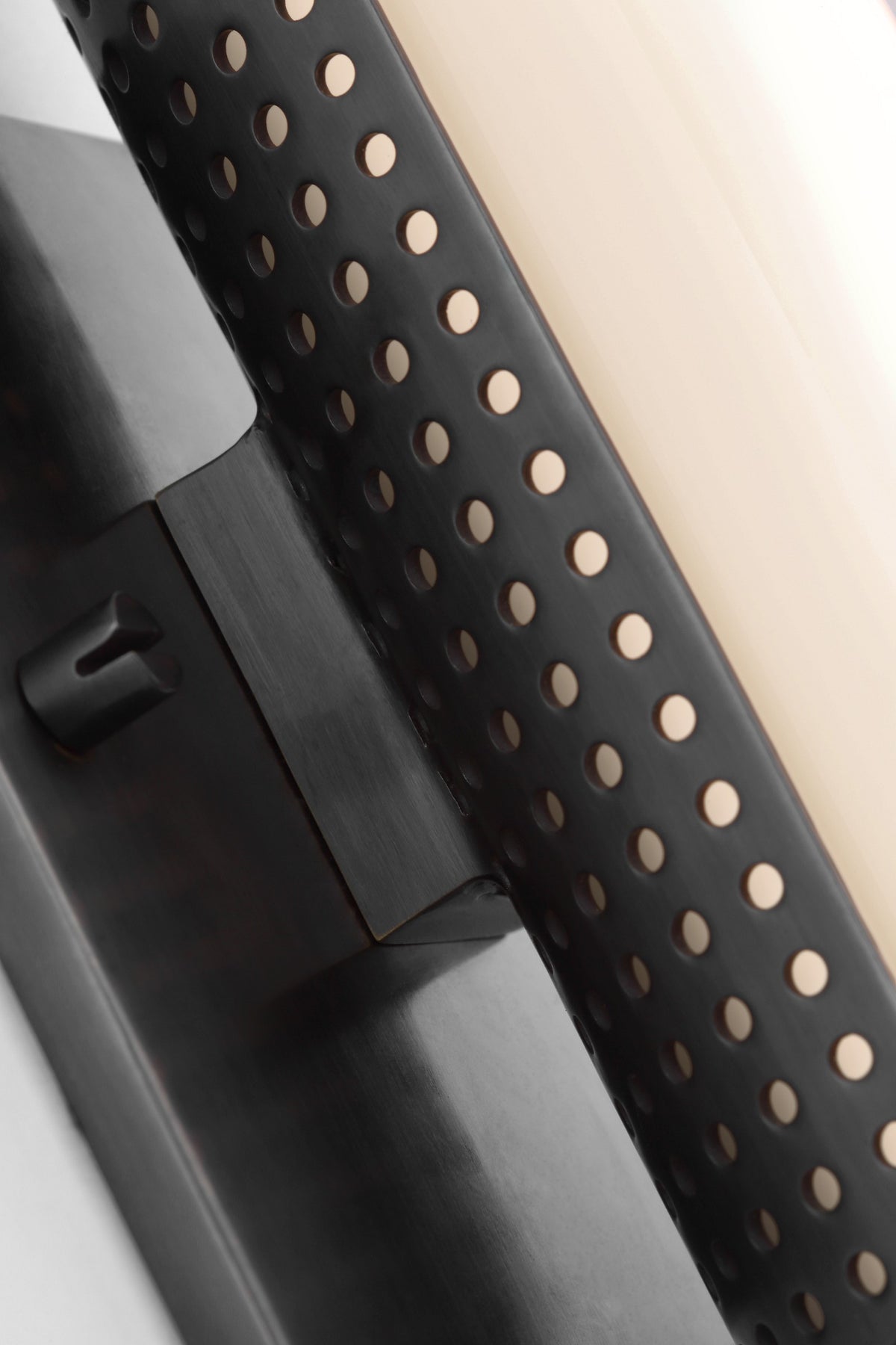 Precision 28" Vägglampa — Kelly Wearstler for Visual Comfort & Co. detaljbild
