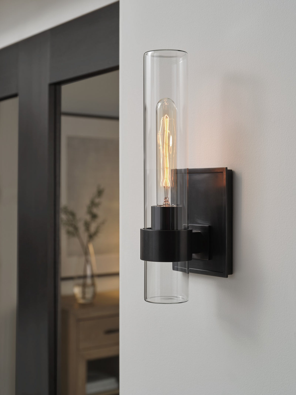 Presidio 14" Outdoor Outdoor Light — Ian K. Fowler for Visual Comfort & Co. detail image