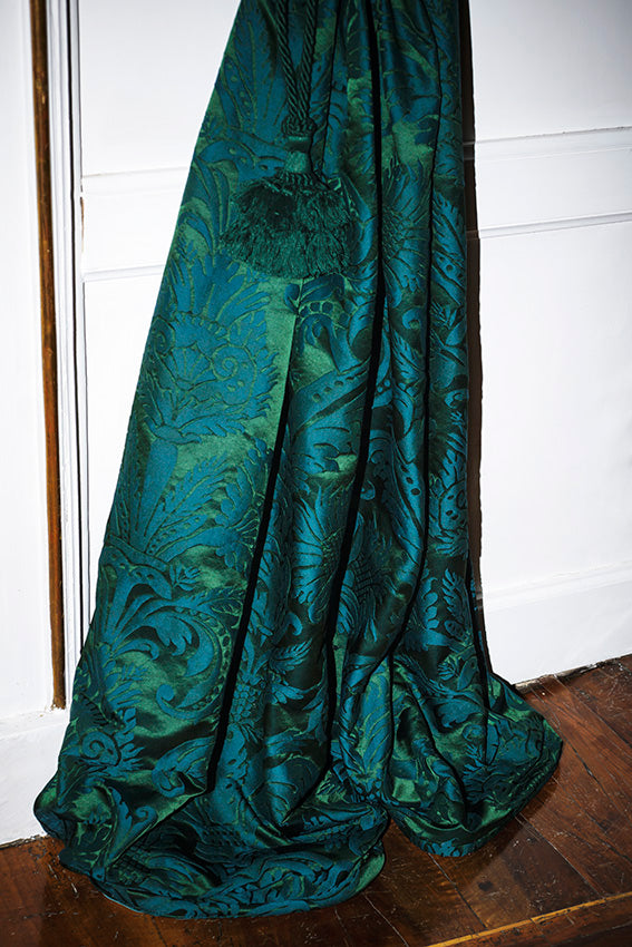 Pure Damask — Dedar tyg