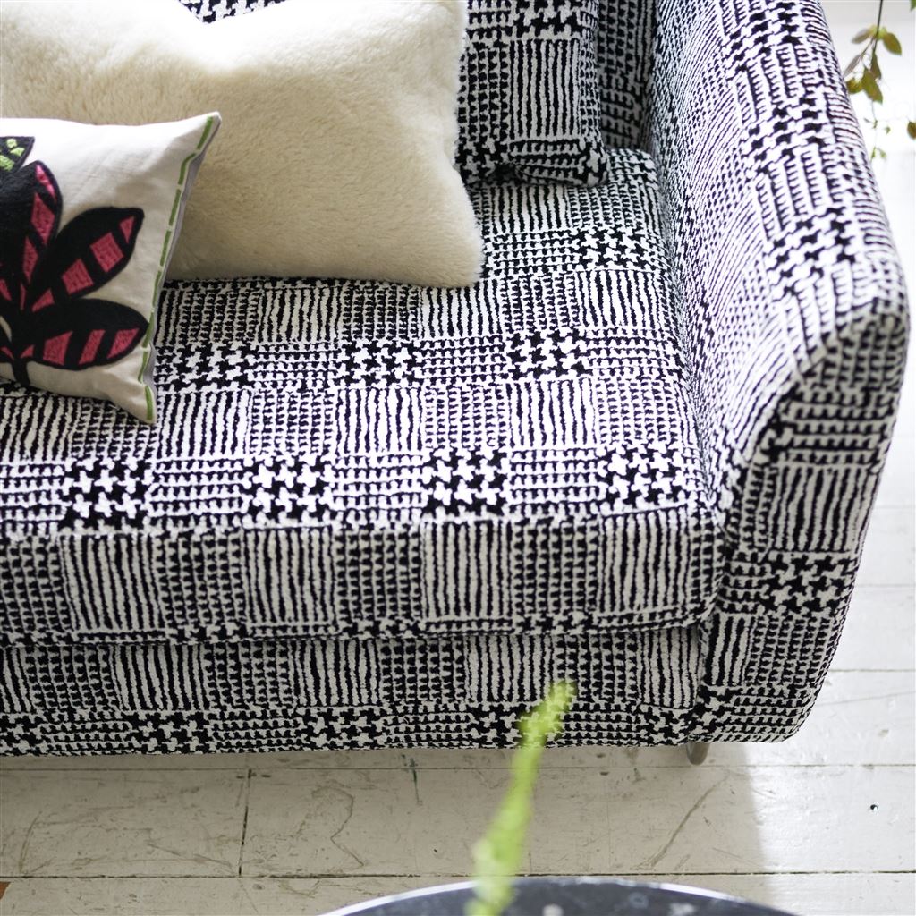 Queluz Tyg — Designers Guild i miljö
