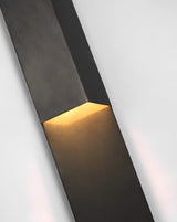 Rega 30" Folded Utomhuslampa — Kelly Wearstler for Visual Comfort & Co. detaljbild