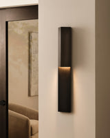 Rega 30" Folded Utomhuslampa — Kelly Wearstler for Visual Comfort & Co. detaljbild