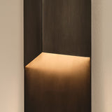 Rega 30" Folded Utomhuslampa — Kelly Wearstler for Visual Comfort & Co. detaljbild