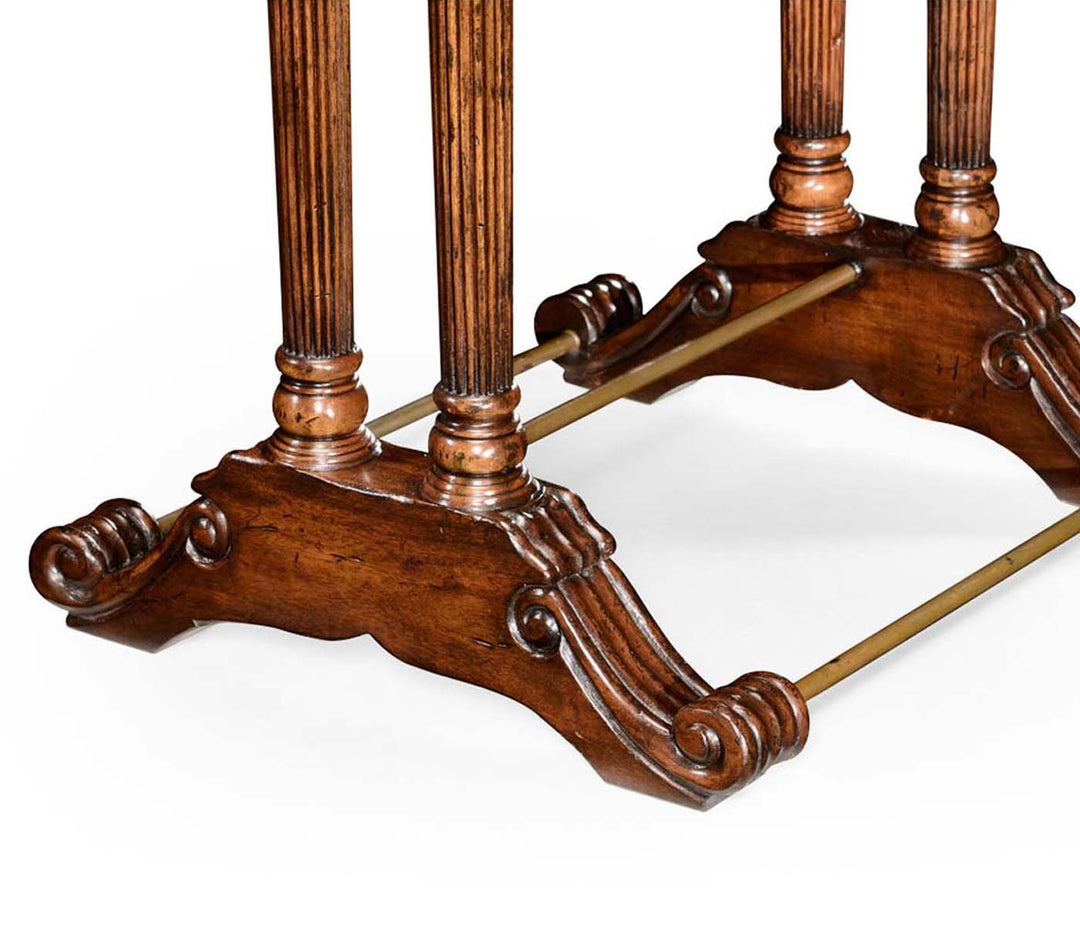 Valet Stand Regency