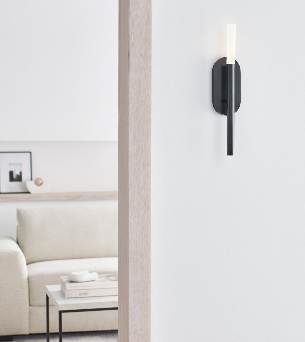 Rousseau Medium Vägglampa — Kelly Wearstler for Visual Comfort & Co. detaljbild