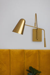 Simon Task Vägglampa — Ellen DeGeneres for Visual Comfort & Co. miljöbild