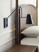 Simon Task Vägglampa — Ellen DeGeneres for Visual Comfort & Co. miljöbild