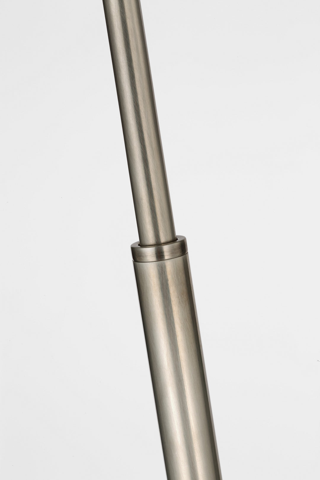 Studio Adjustable Cordless Pharmacy Golvlampa detaljbild