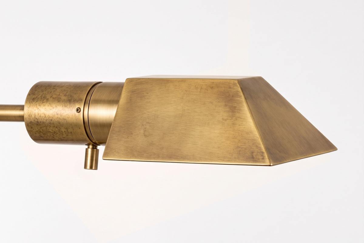 Studio Swing Arm Golvlampa — Antique-Burnished Brass detaljbild