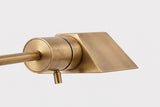 Studio Swing Arm Golvlampa — Antique-Burnished Brass detaljbild