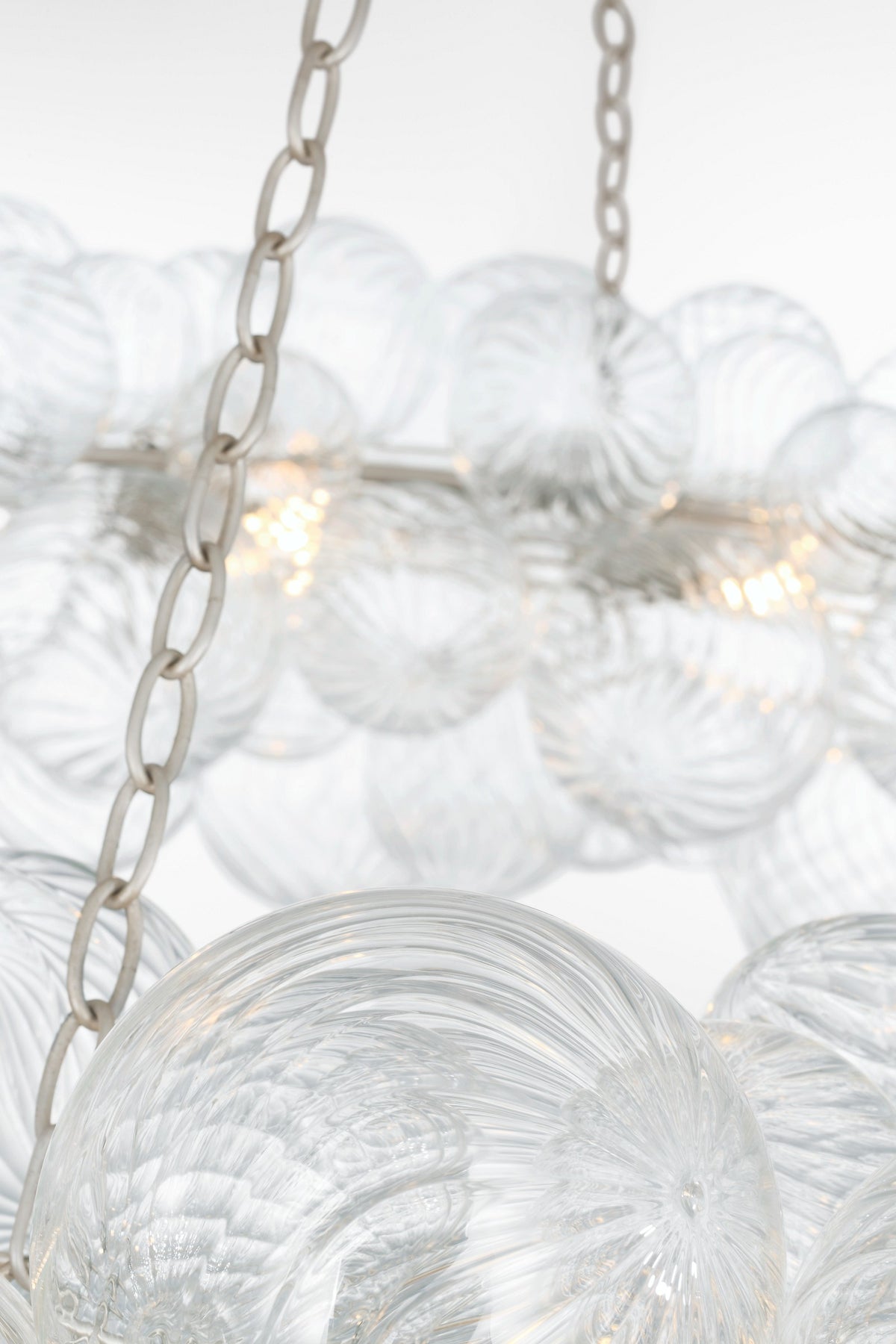 Talia 63" Ring Takkrona — Julie Neill for Visual Comfort & Co. detaljbild