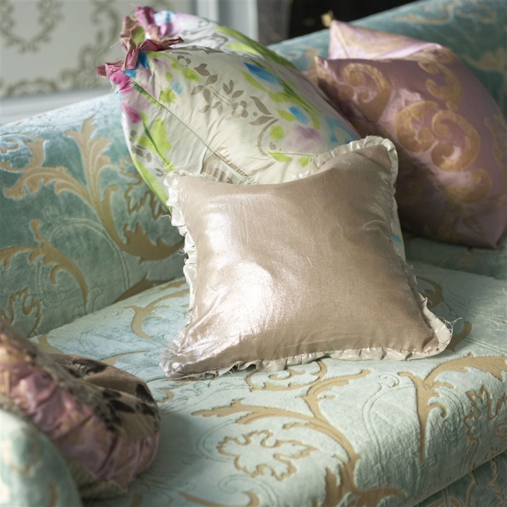 Tsuga Tyg — Designers Guild i miljö