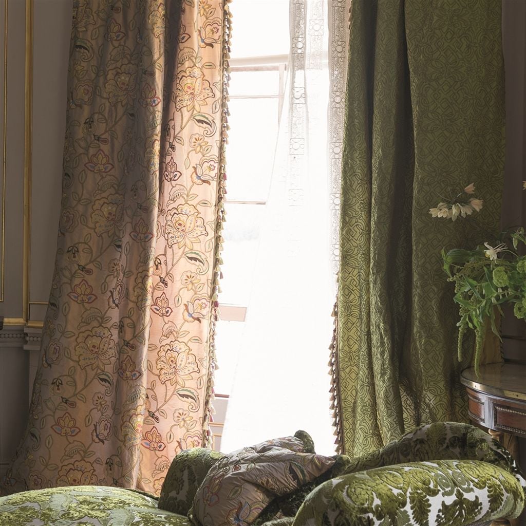 Tudor Trellis Tyg — Designers Guild i miljö