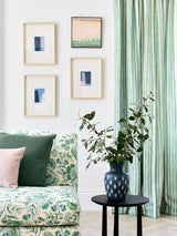 Tulsi Stripe miljöbild — Jane Churchill tyg