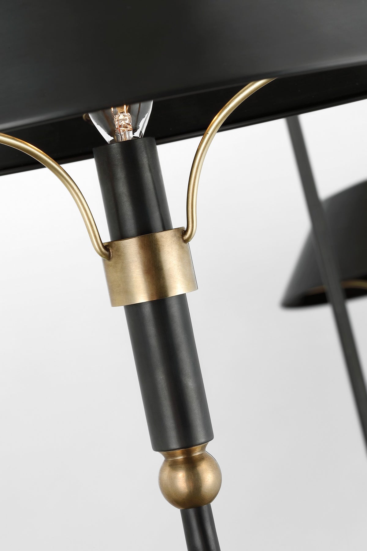 Turlington XL Taklampa — Thomas O'Brien for Visual Comfort & Co. detaljbild