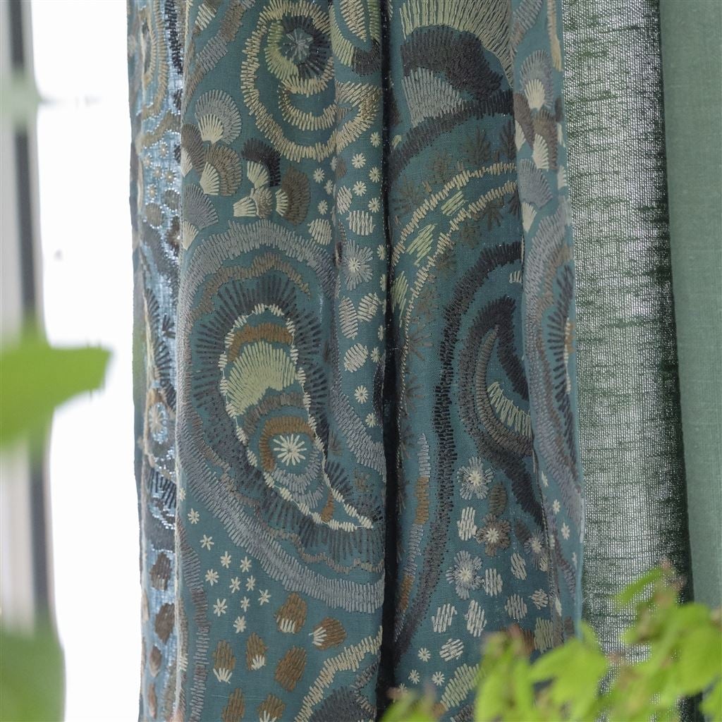 Uchiwa Tyg — Designers Guild i miljö