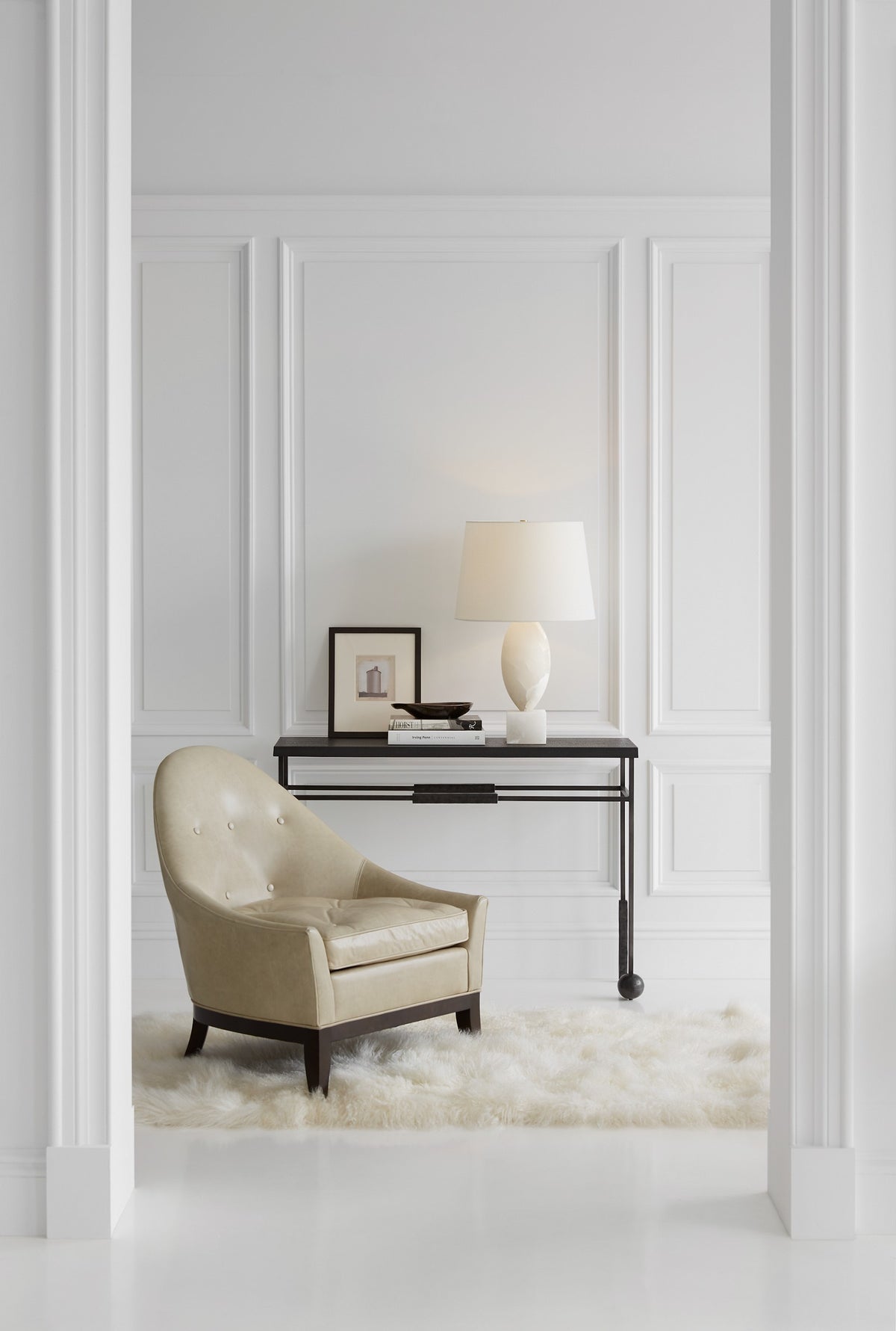 Versa Large Bordslampa — Julie Neill for Visual Comfort & Co. miljöbild