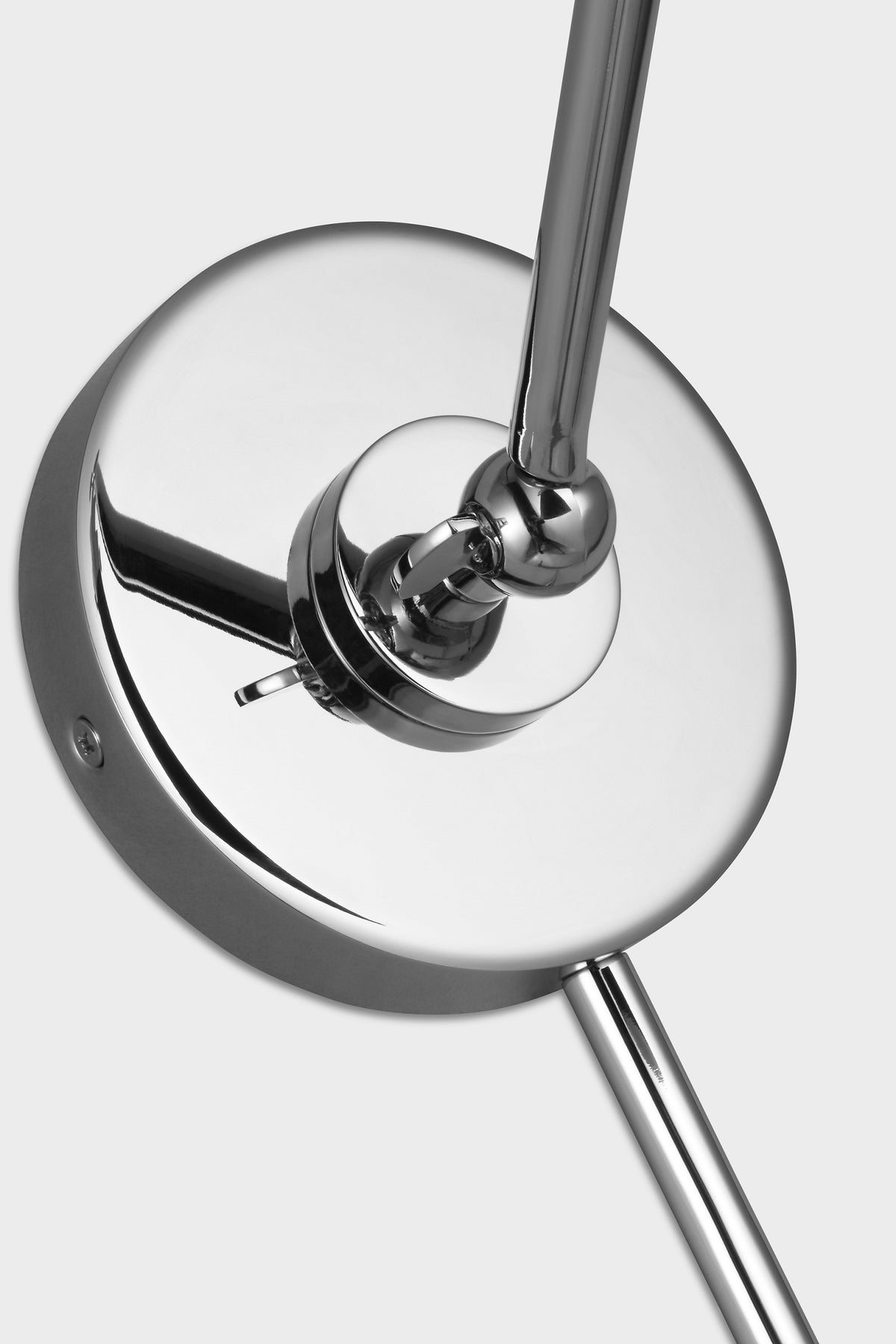 Wellfleet Single Arm Cone Task Vägglampa — Chapman & Myers for Visual Comfort & Co. — Midnight Black and Polished Nickel with Matte Black detaljbild