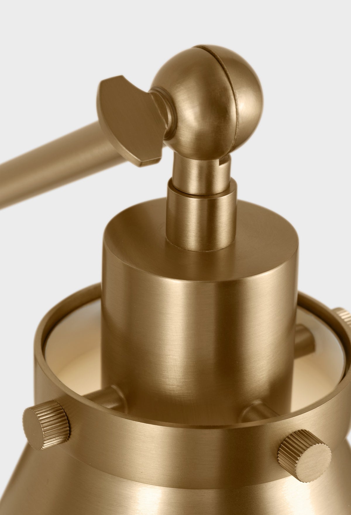 Wellfleet Single Arm Cone Task Vägglampa — Chapman & Myers for Visual Comfort & Co. detaljbild