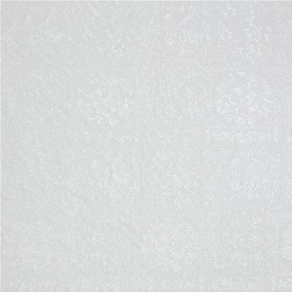 Williston Embroidery White — Ralph Lauren Home tyg