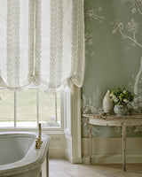 Wren Stripe miljöbild — Colefax & Fowler tyg