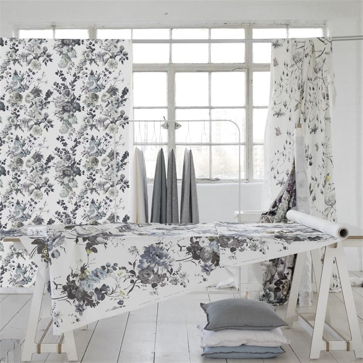 Designers Guild Tyg Madame Butterfly Ii Delft