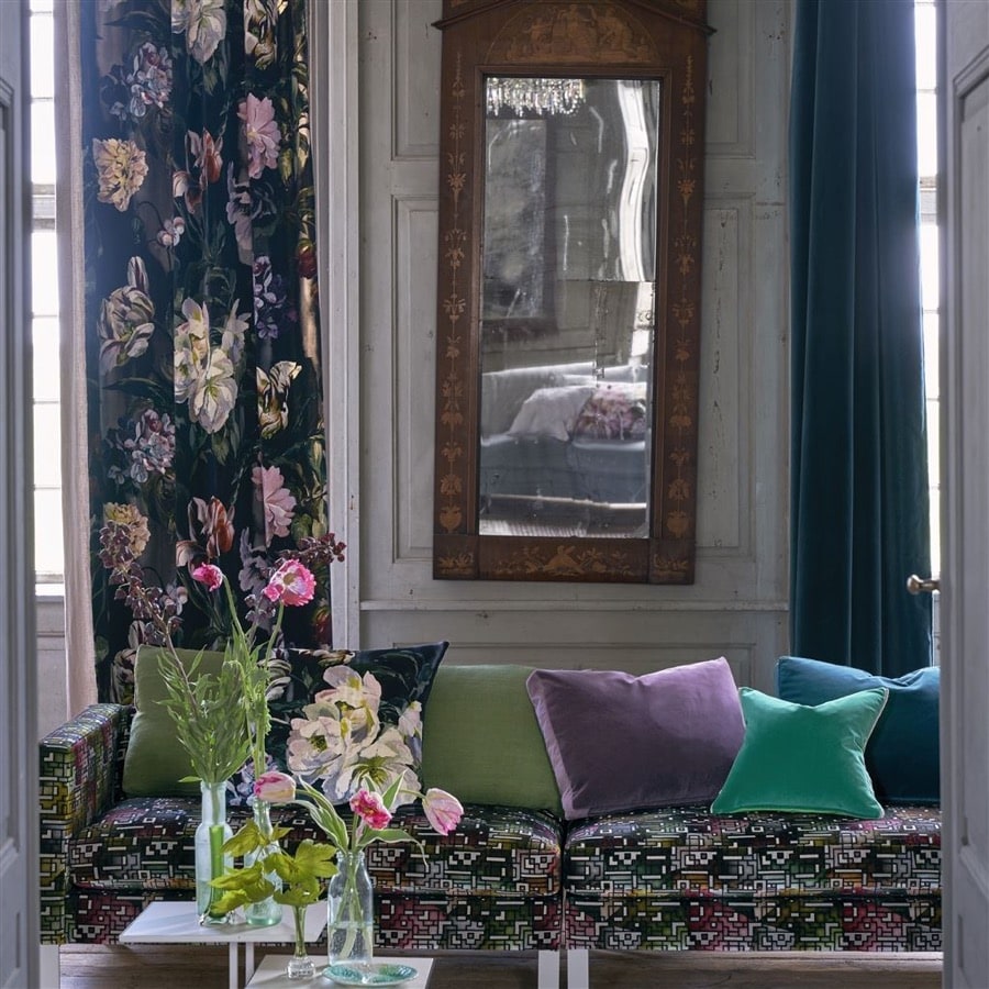 Designers Guild Tyg Delft Velvet Noir