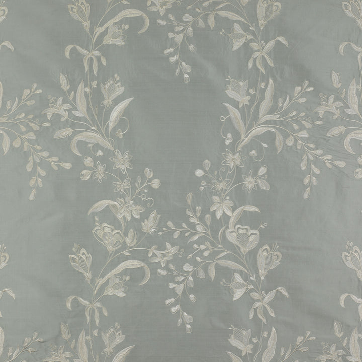 Colefax and Fowler Tyg Antoinette Silk Aqua