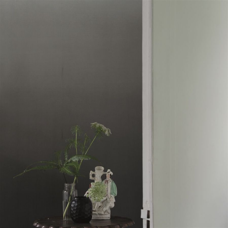 Load image into Gallery viewer, Designers Guild Tapet Saraille Slate
