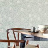 Morris and Co Tapet Pure Fruit Horned Poppy   Grey