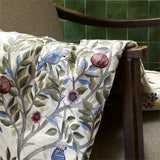 Morris and Co Tyg Kelmscott Tree Woad Rose